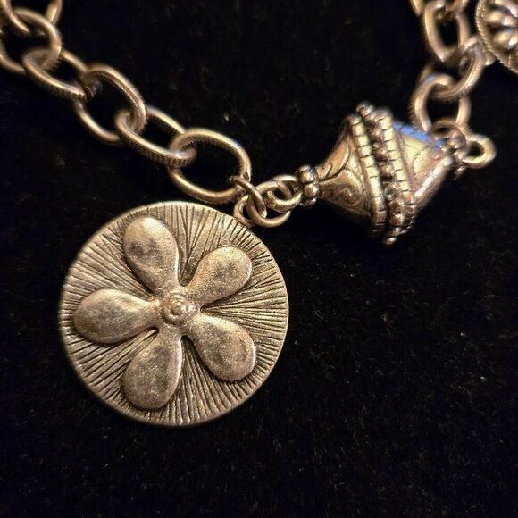Chico's Charm Bracelet Silver Magnetic Clasp - Picture 3 of 7